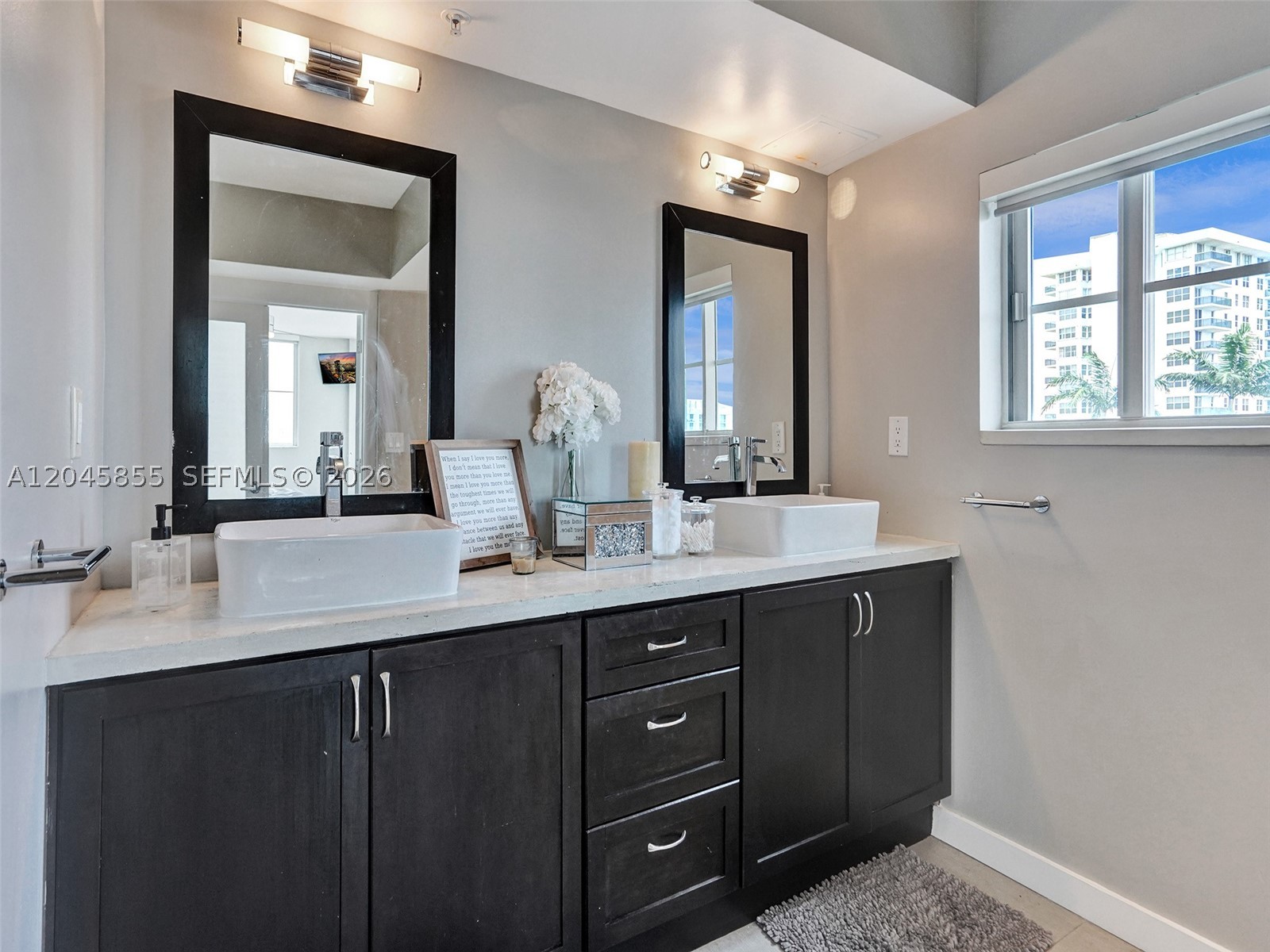 The Tides of Bridgeside - Residential