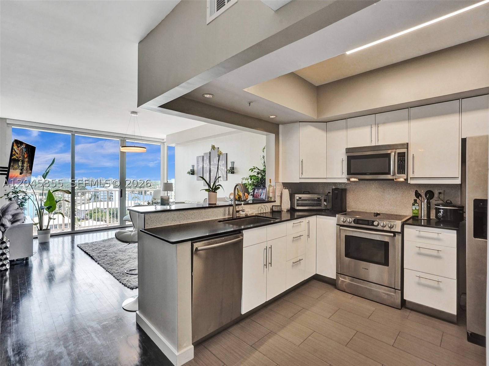The Tides of Bridgeside - Residential