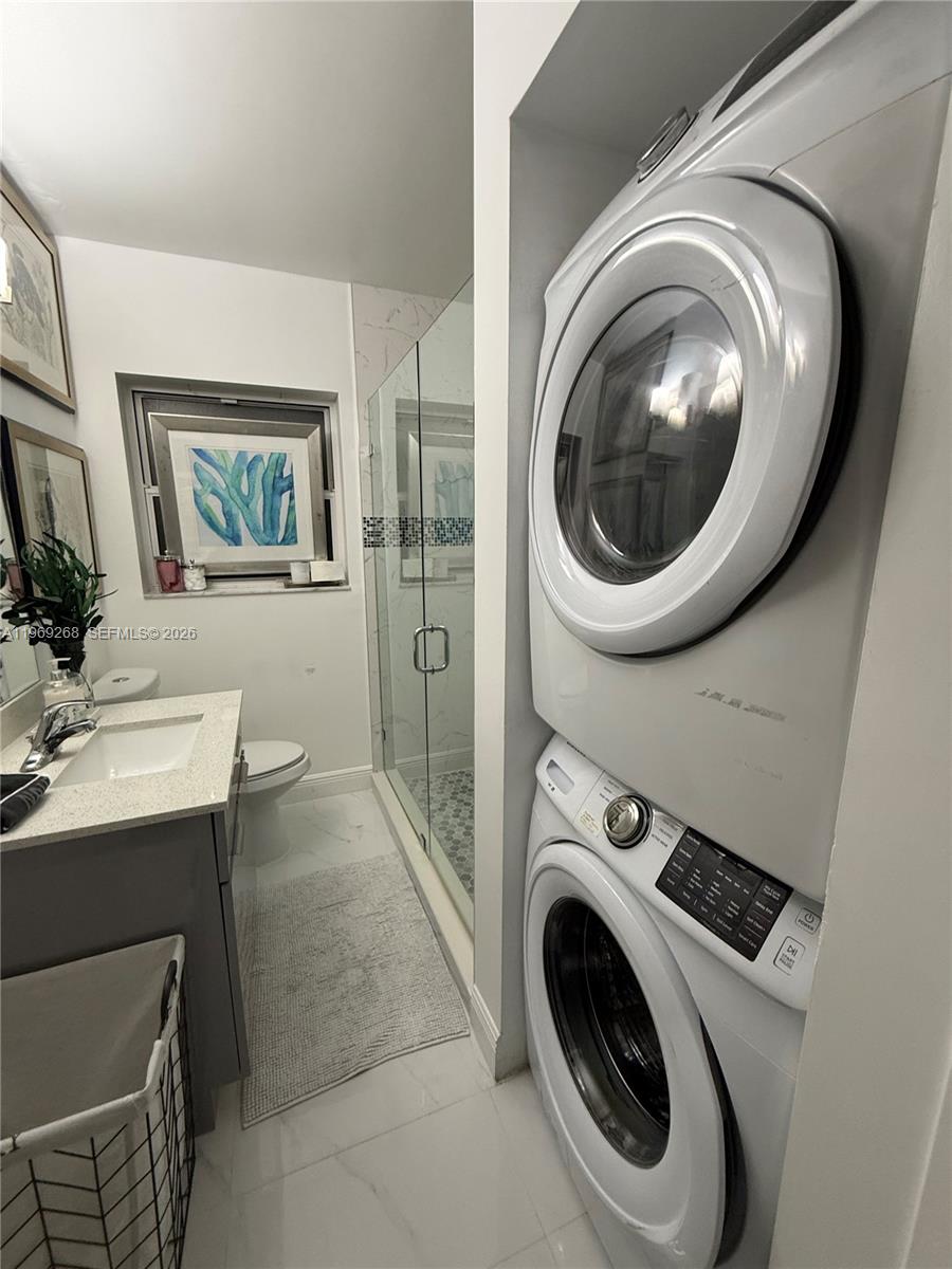 HOMEDALE - Residential Lease