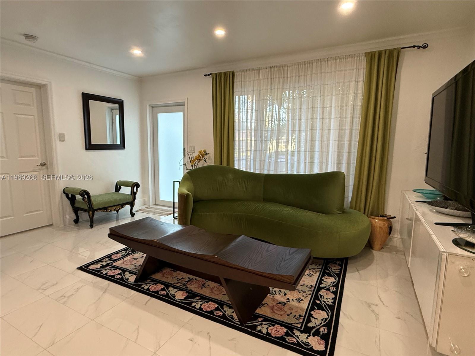 HOMEDALE - Residential Lease
