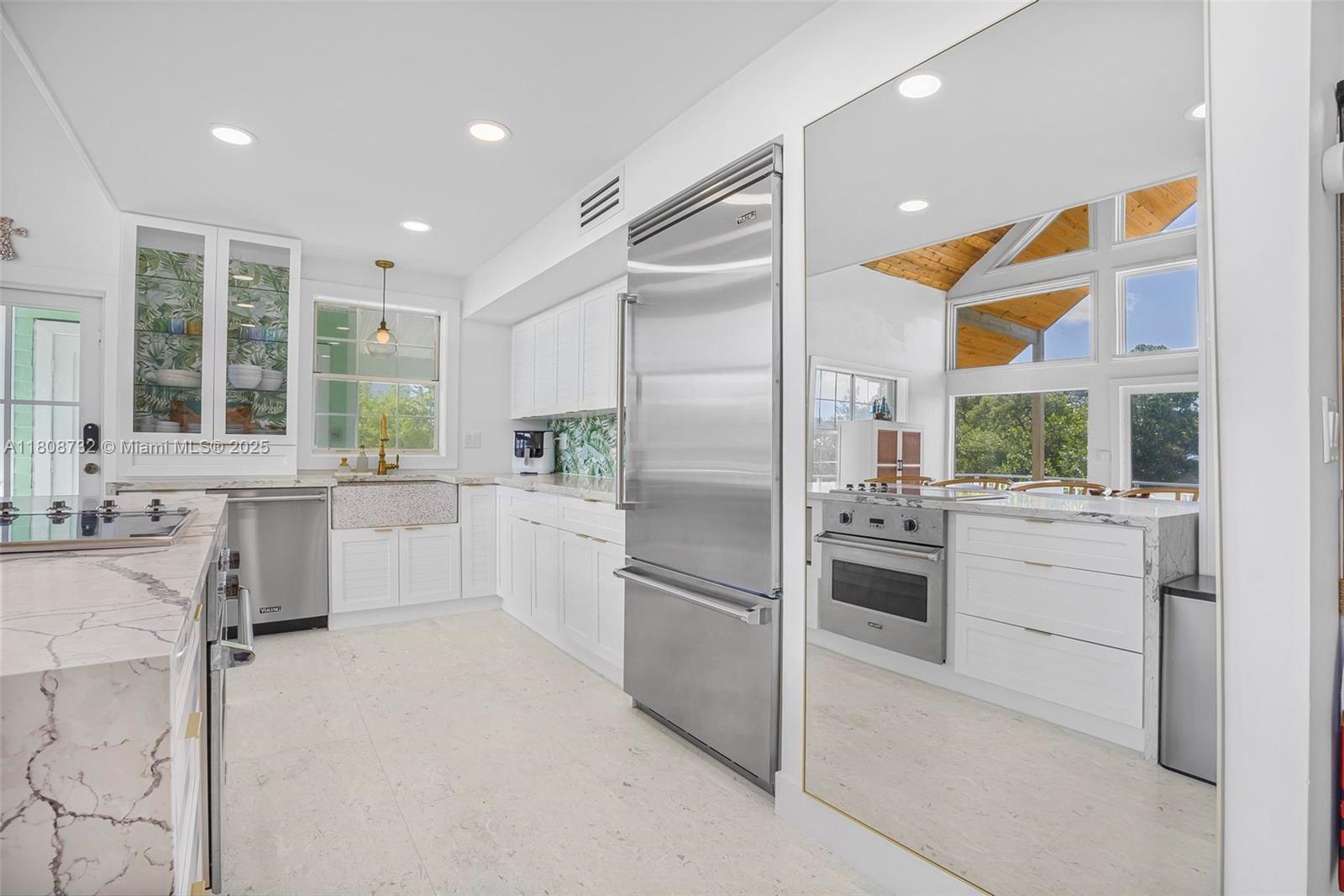 BUCCANEER PT (LARGO SOUND - Residential