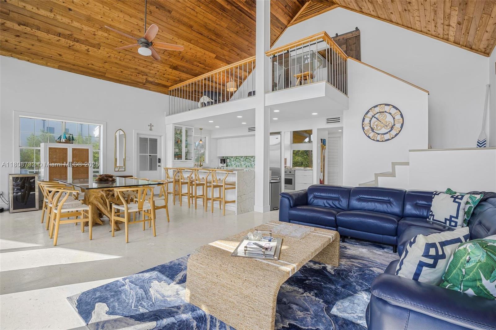 BUCCANEER PT (LARGO SOUND - Residential