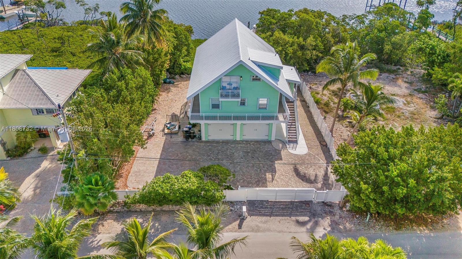 BUCCANEER PT (LARGO SOUND - Residential