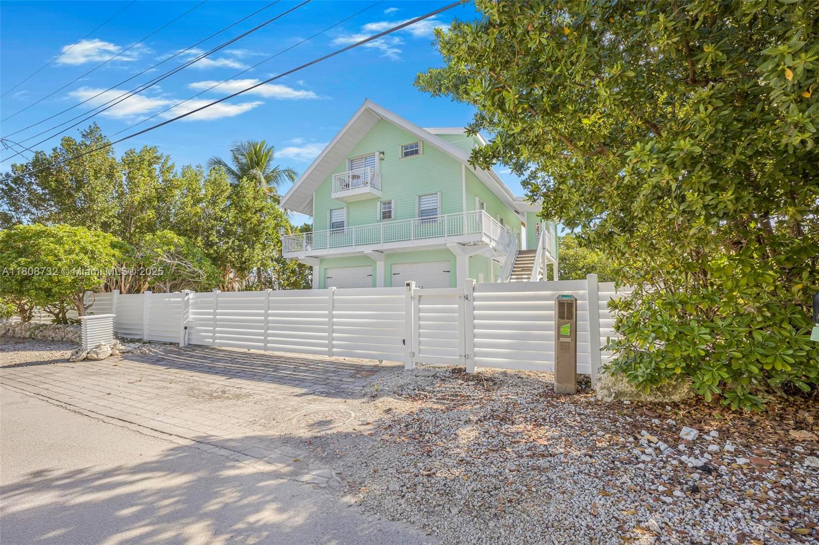BUCCANEER PT (LARGO SOUND - Residential