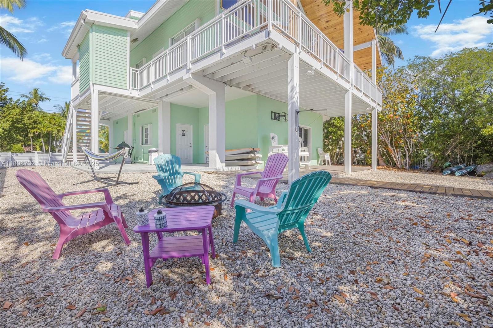 BUCCANEER PT (LARGO SOUND - Residential