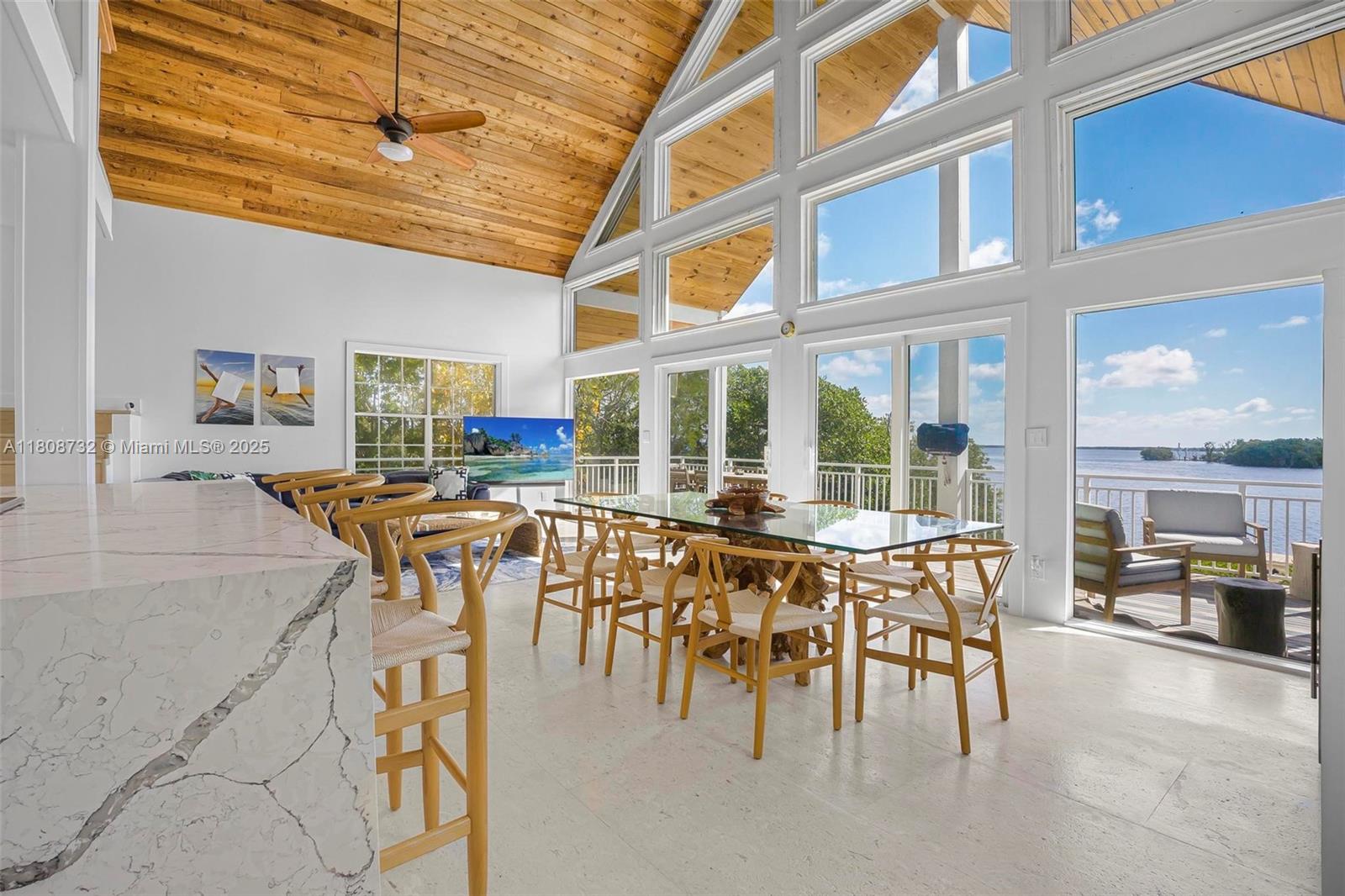 BUCCANEER PT (LARGO SOUND - Residential
