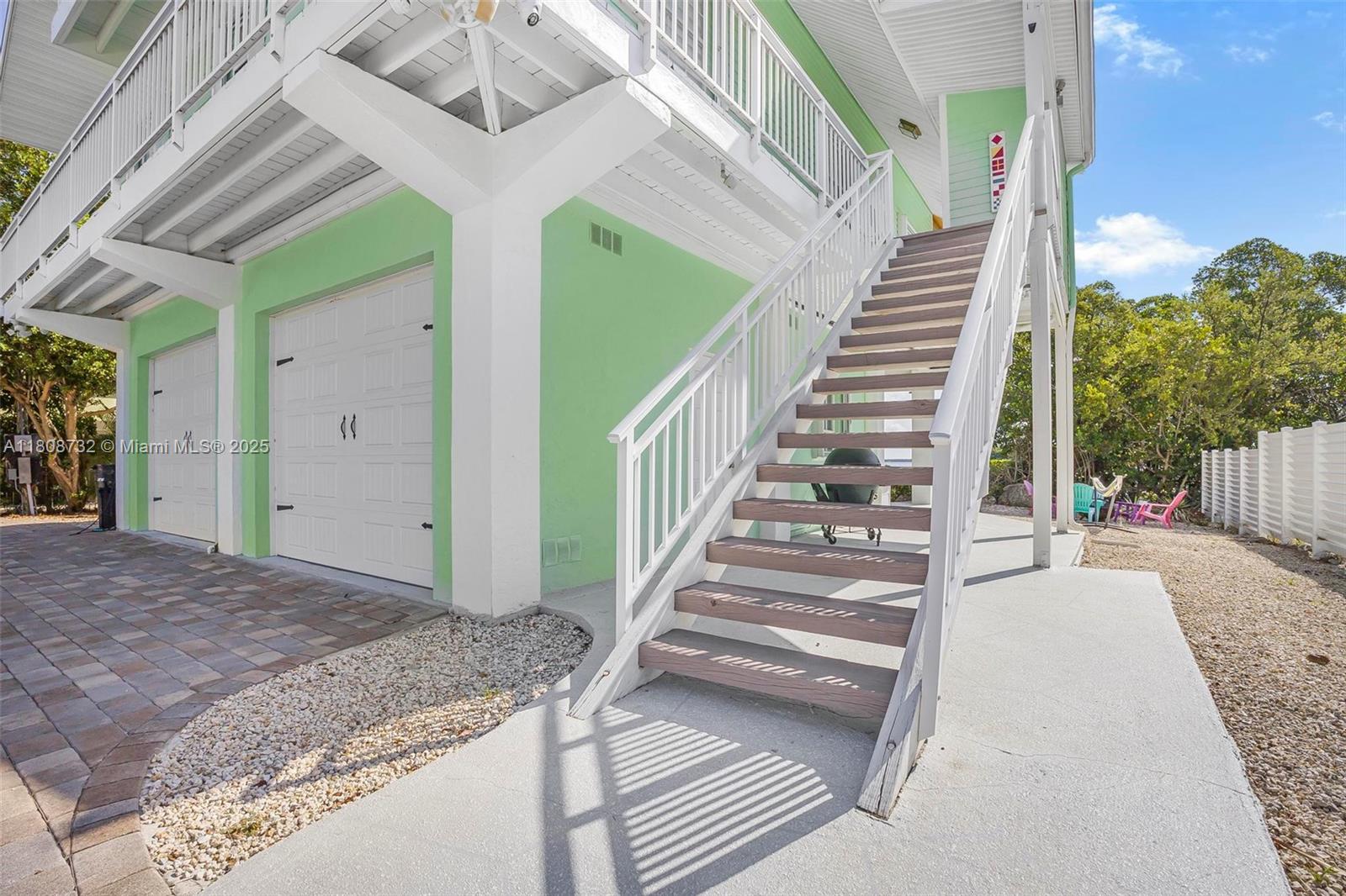 BUCCANEER PT (LARGO SOUND - Residential