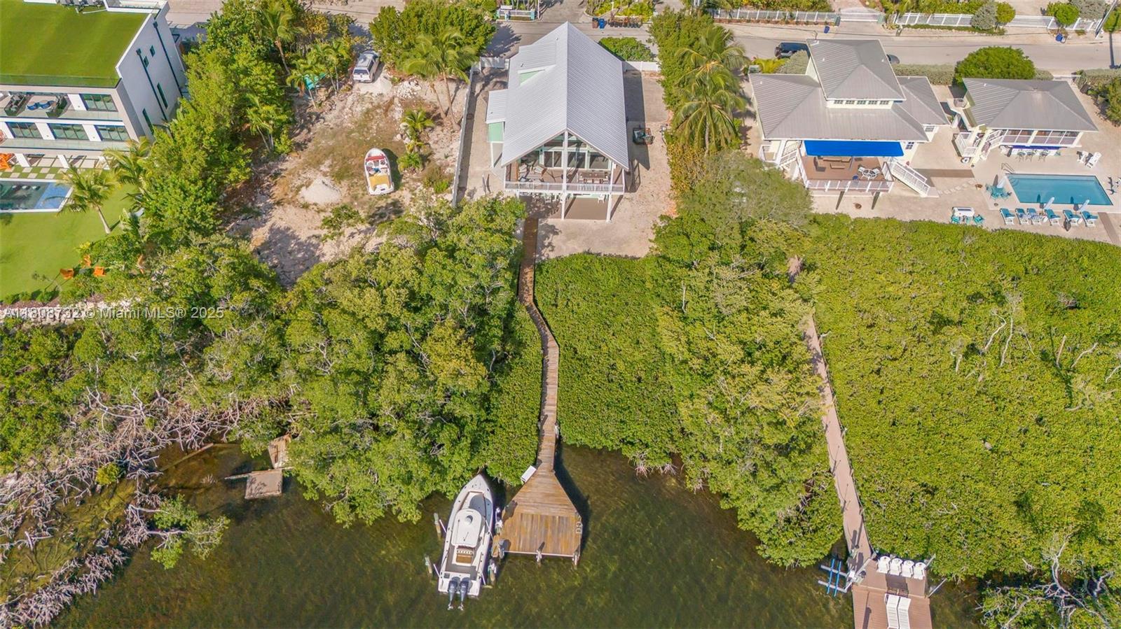 BUCCANEER PT (LARGO SOUND - Residential