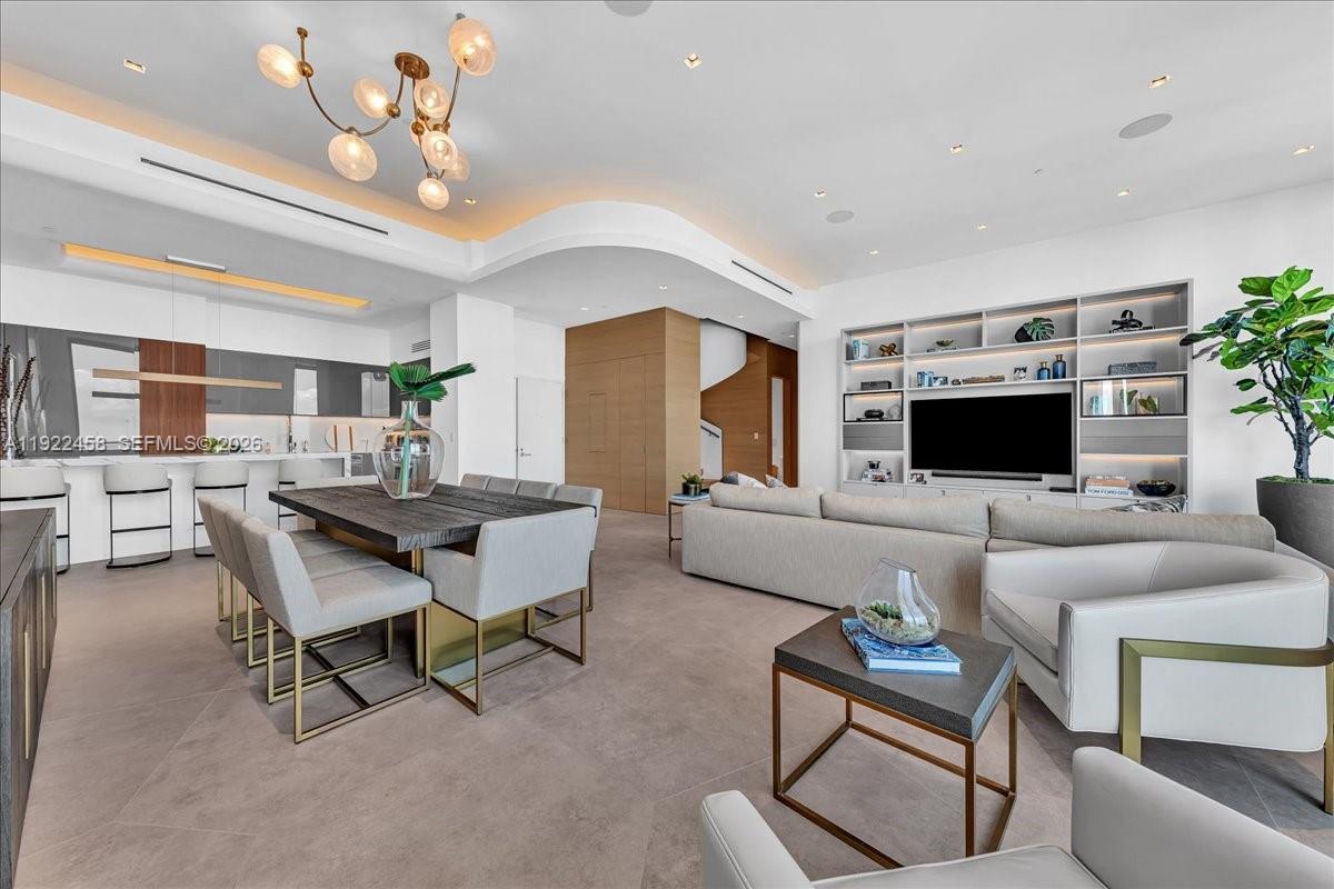 1300 S MIAMI AVENUE CONDO - Residential