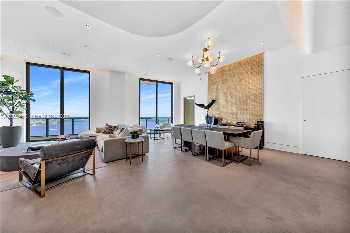1300 S MIAMI AVENUE CONDO - Residential