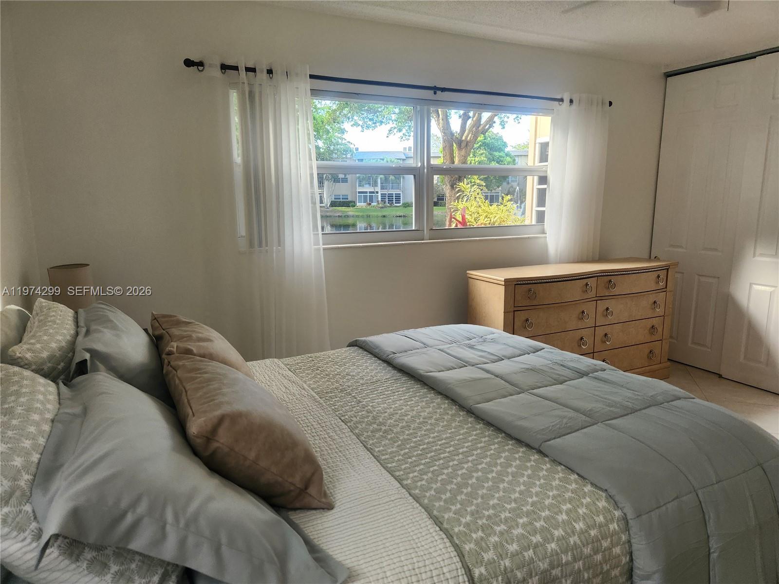 VIOLET GARDENS CONDO - Residential