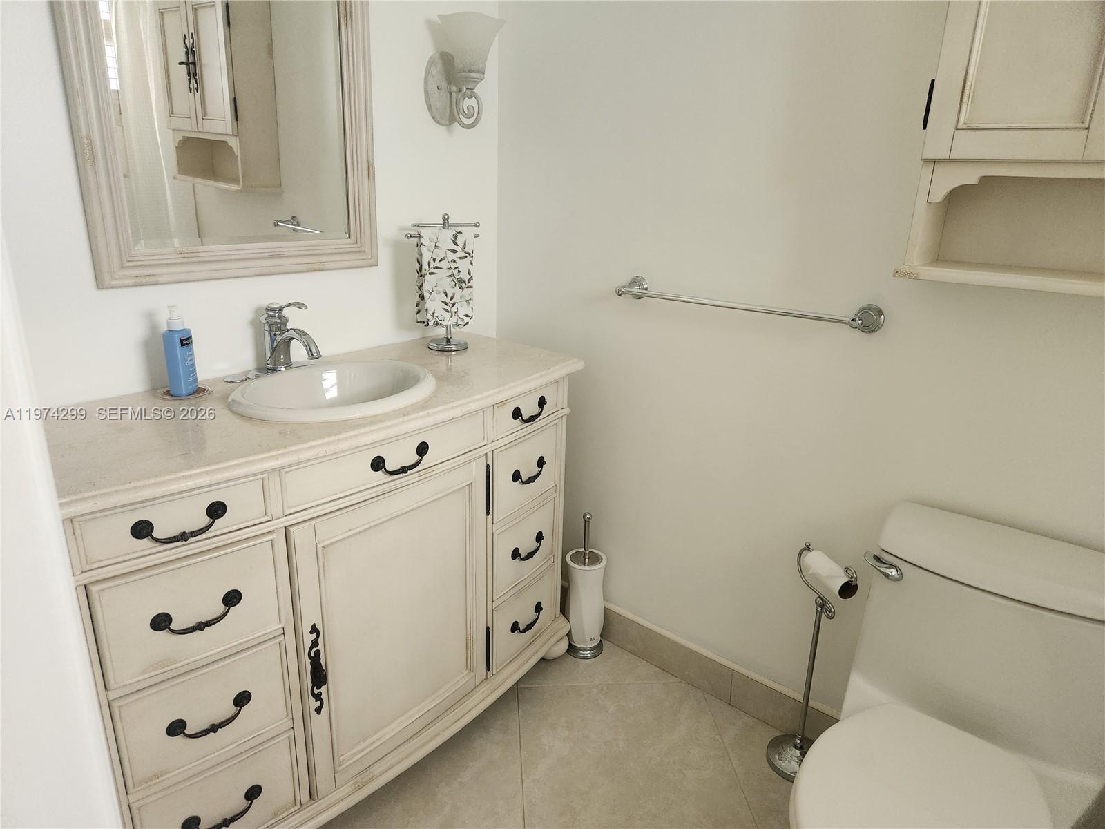 VIOLET GARDENS CONDO - Residential
