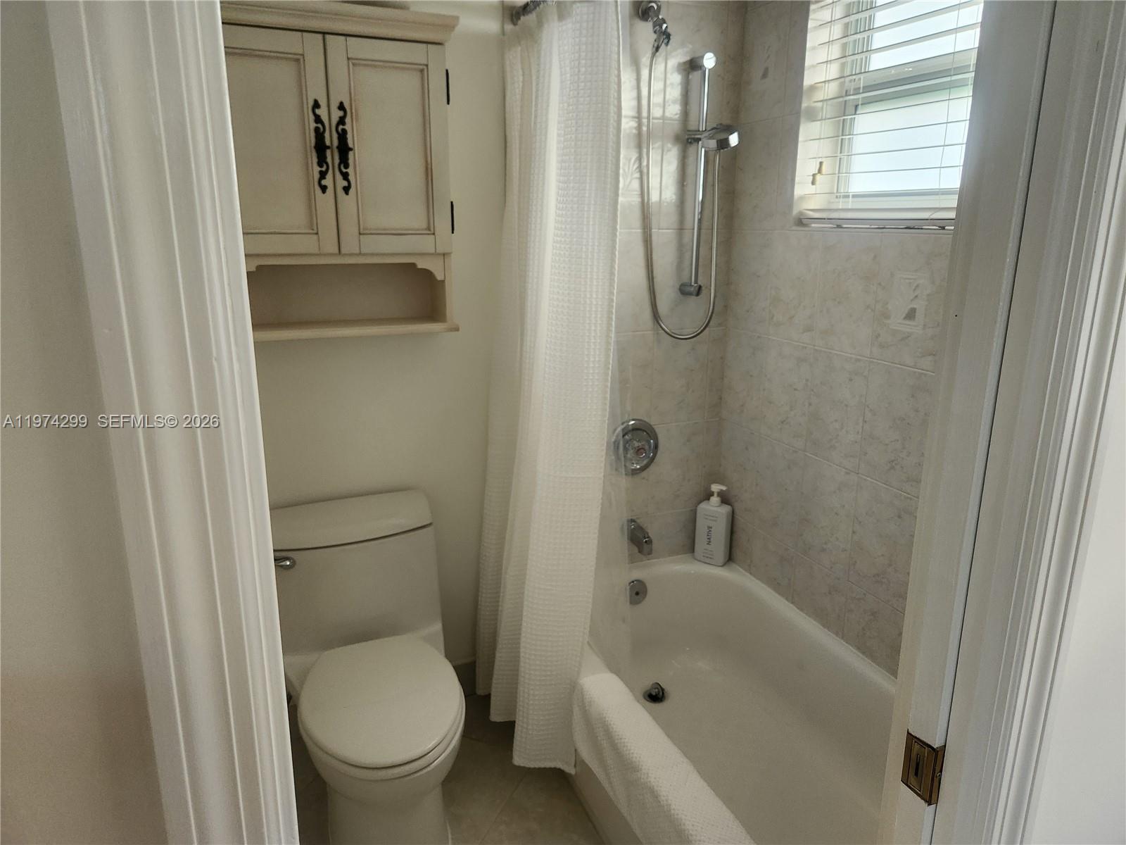 VIOLET GARDENS CONDO - Residential