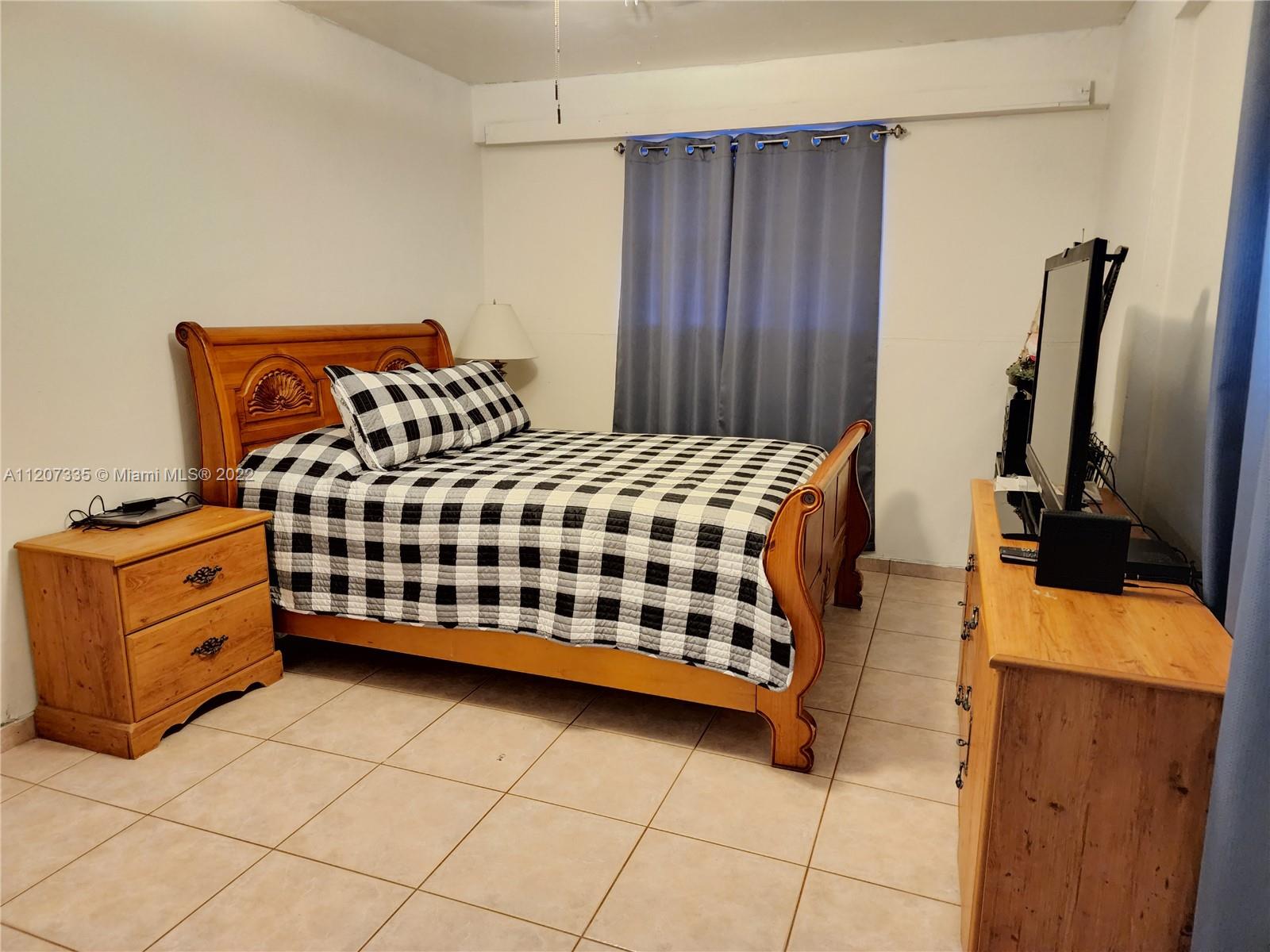DRIFTWOOD ESTATES NO 3 - Residential