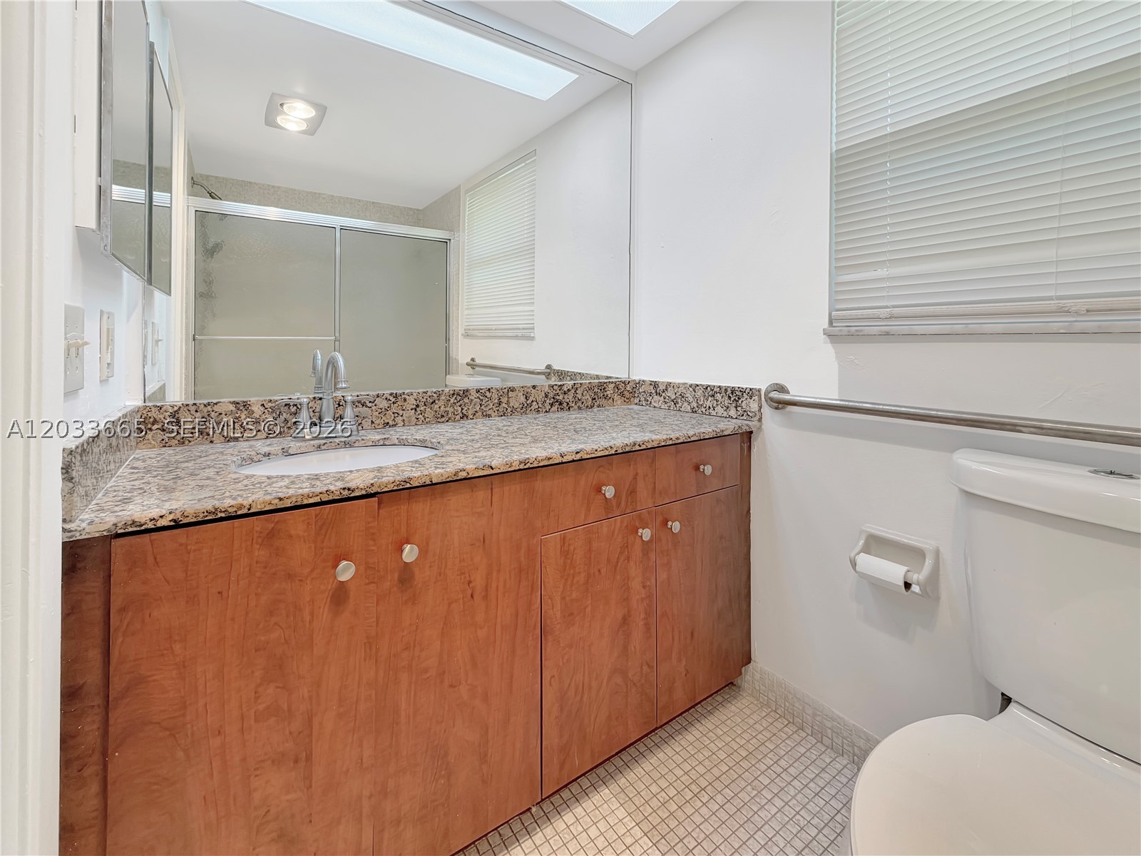 NO 73 PALM-AIRE COUNTRY C - Residential Lease