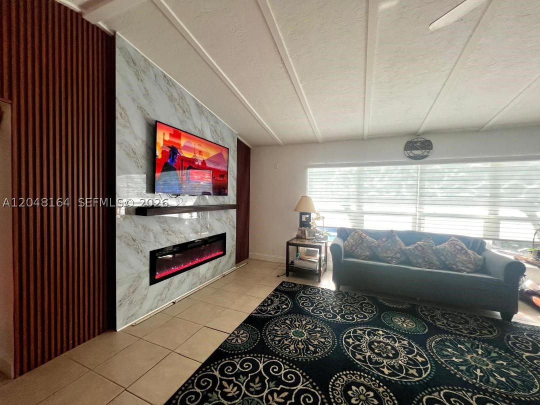 MI01 - Marco Island - Residential