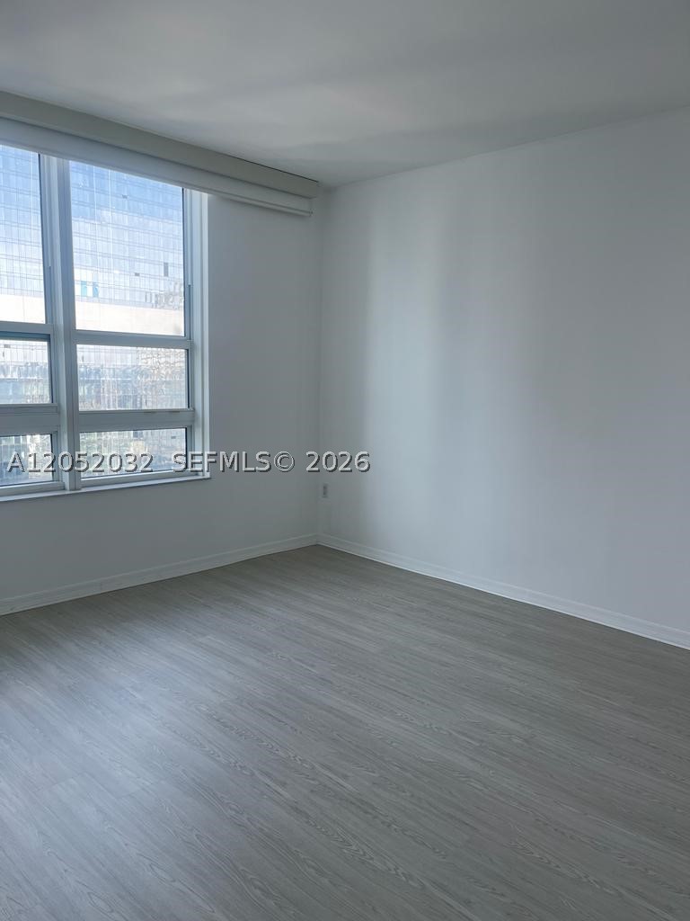 THE PLAZA 901 BRICKELL CO - Residential