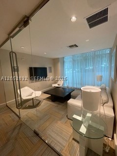 THE PLAZA 901 BRICKELL CO - Residential