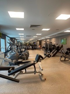 THE PLAZA 901 BRICKELL CO - Residential