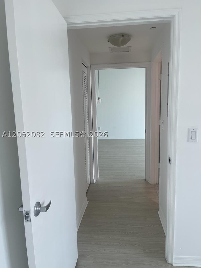 THE PLAZA 901 BRICKELL CO - Residential