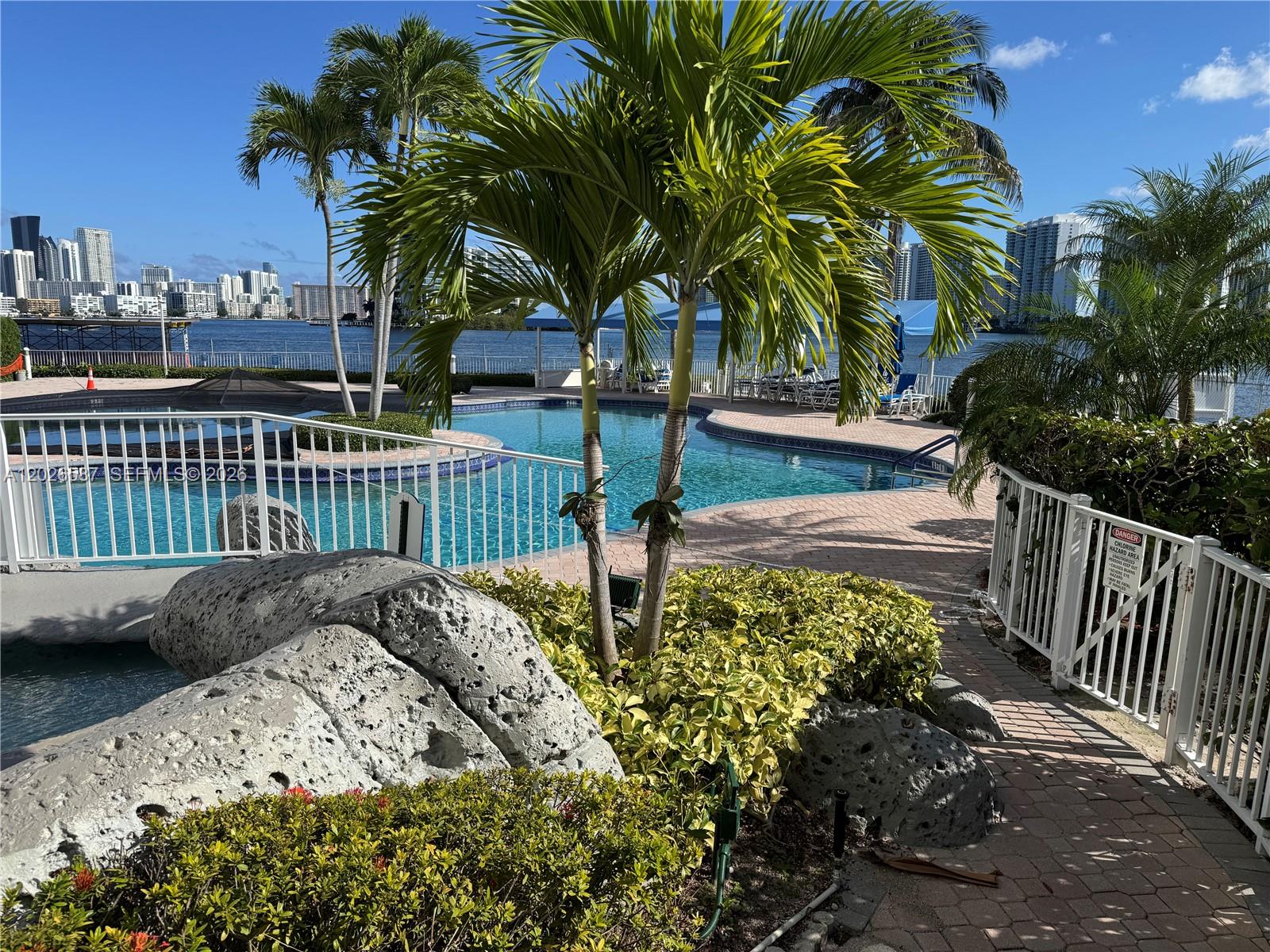 MYSTIC POINTE TOWER 500 C - Residential Lease
