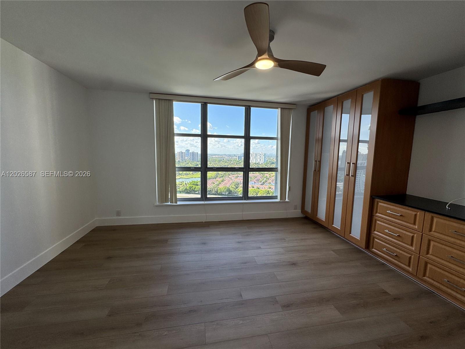 MYSTIC POINTE TOWER 500 C - Residential Lease