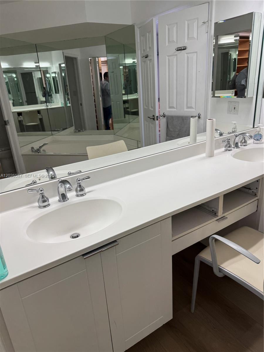 MYSTIC POINTE TOWER 500 C - Residential Lease