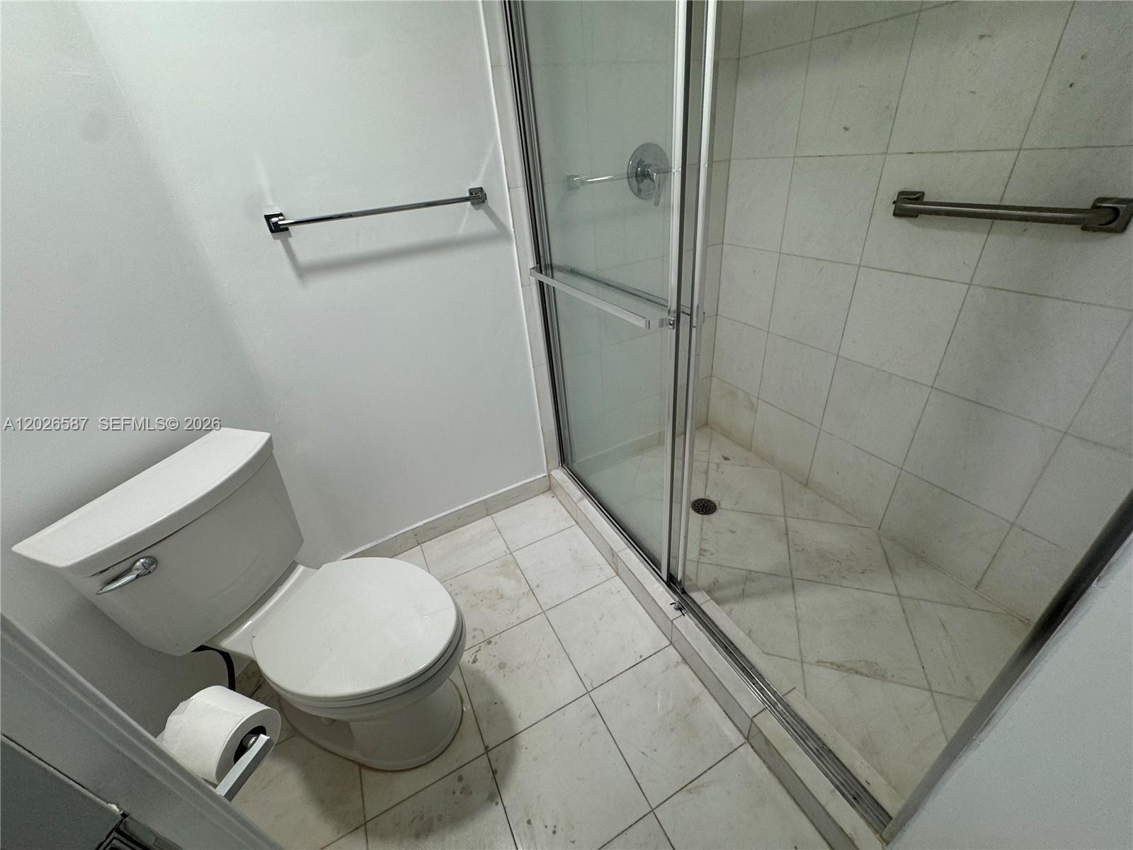 MYSTIC POINTE TOWER 500 C - Residential Lease