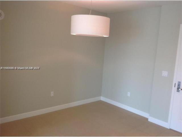 CITY PALMS CONDO - Residential