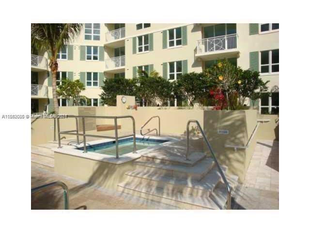 CITY PALMS CONDO - Residential