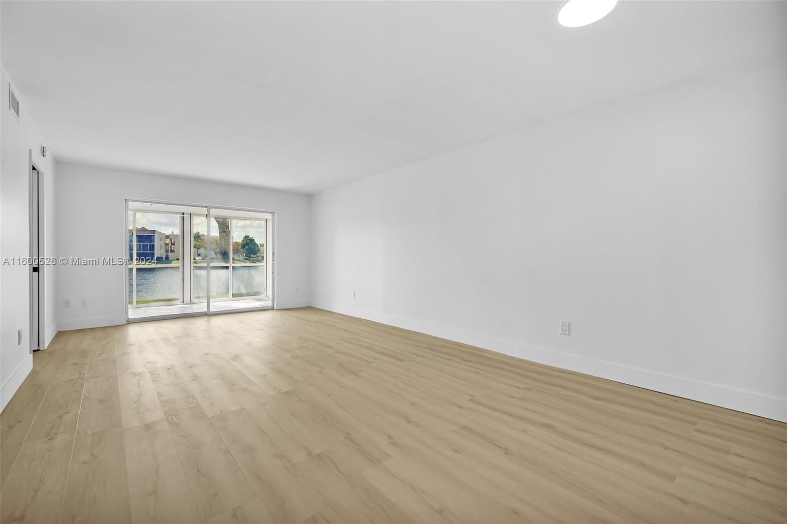 DEVON CONDOMINIUM - Residential