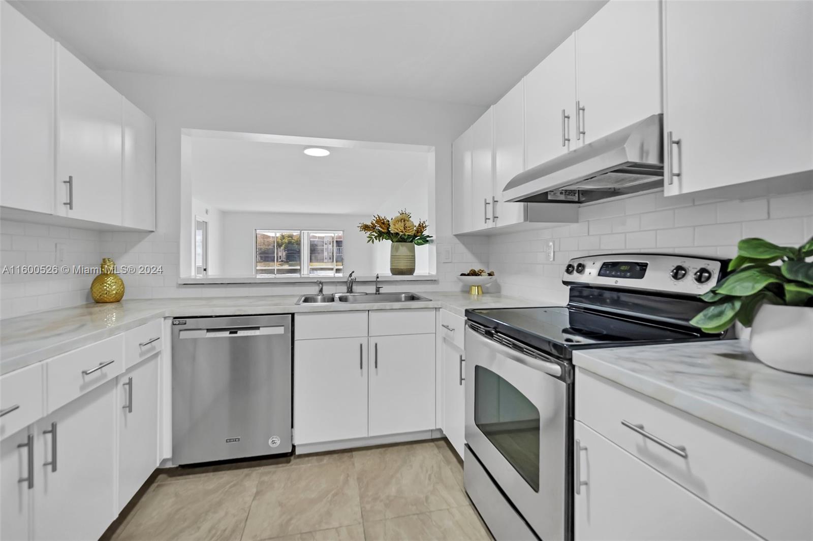 DEVON CONDOMINIUM - Residential