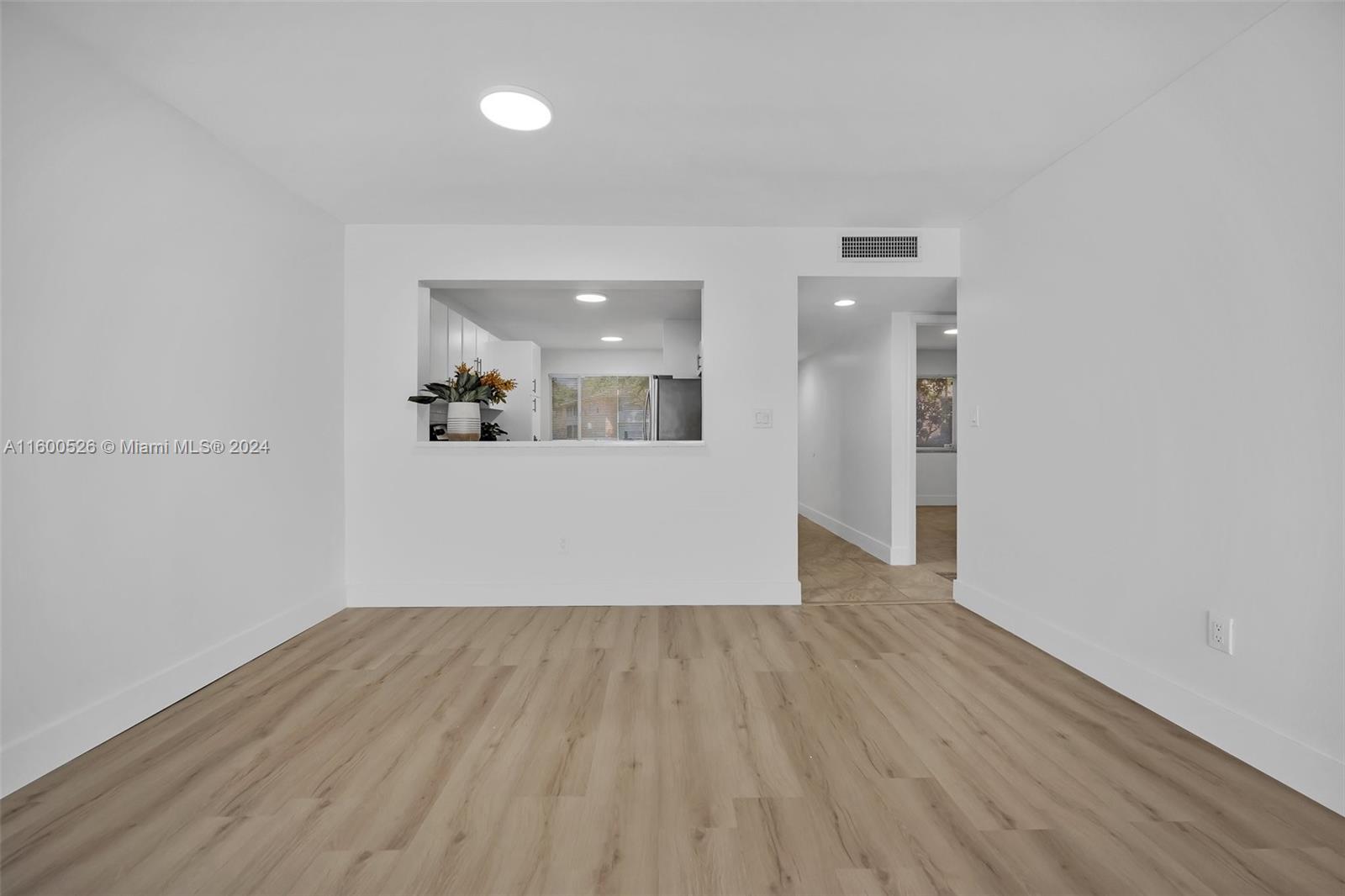 DEVON CONDOMINIUM - Residential