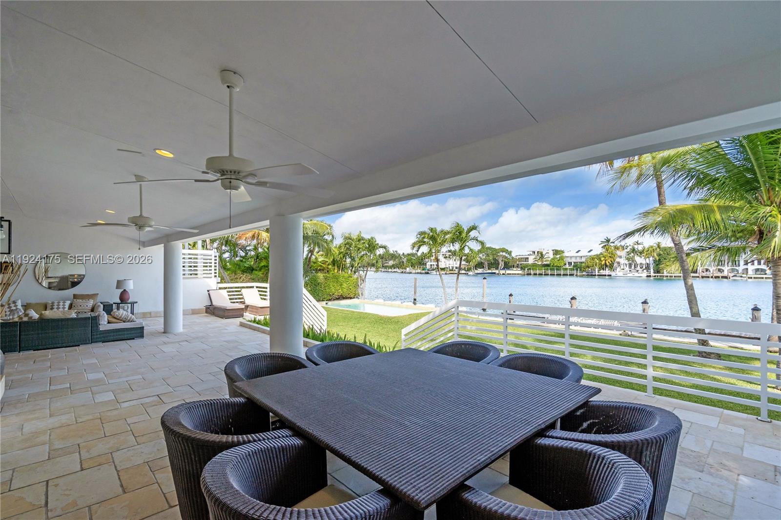 MASHTA ISLAND A REPLAT OF - Residential