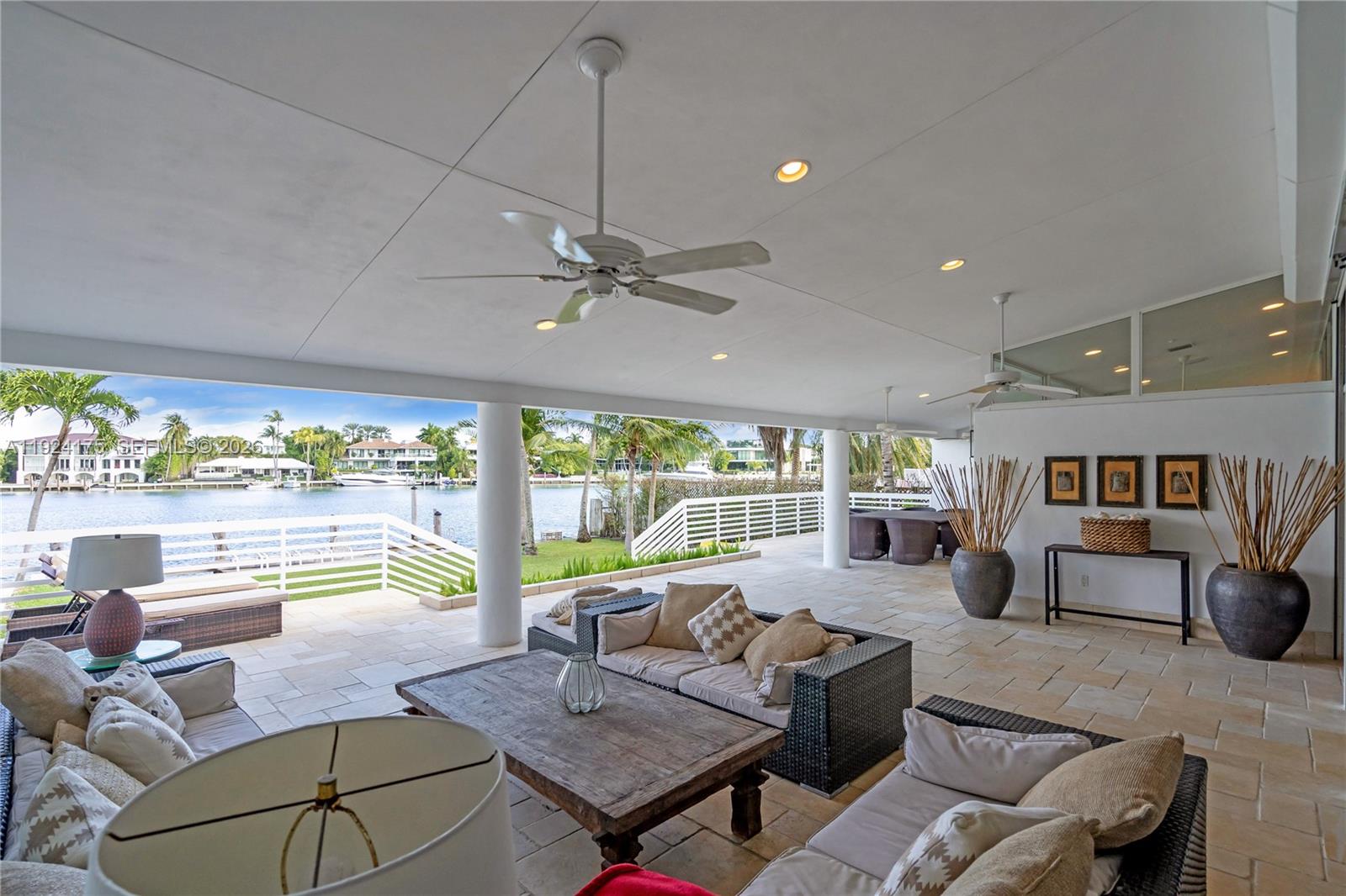 MASHTA ISLAND A REPLAT OF - Residential