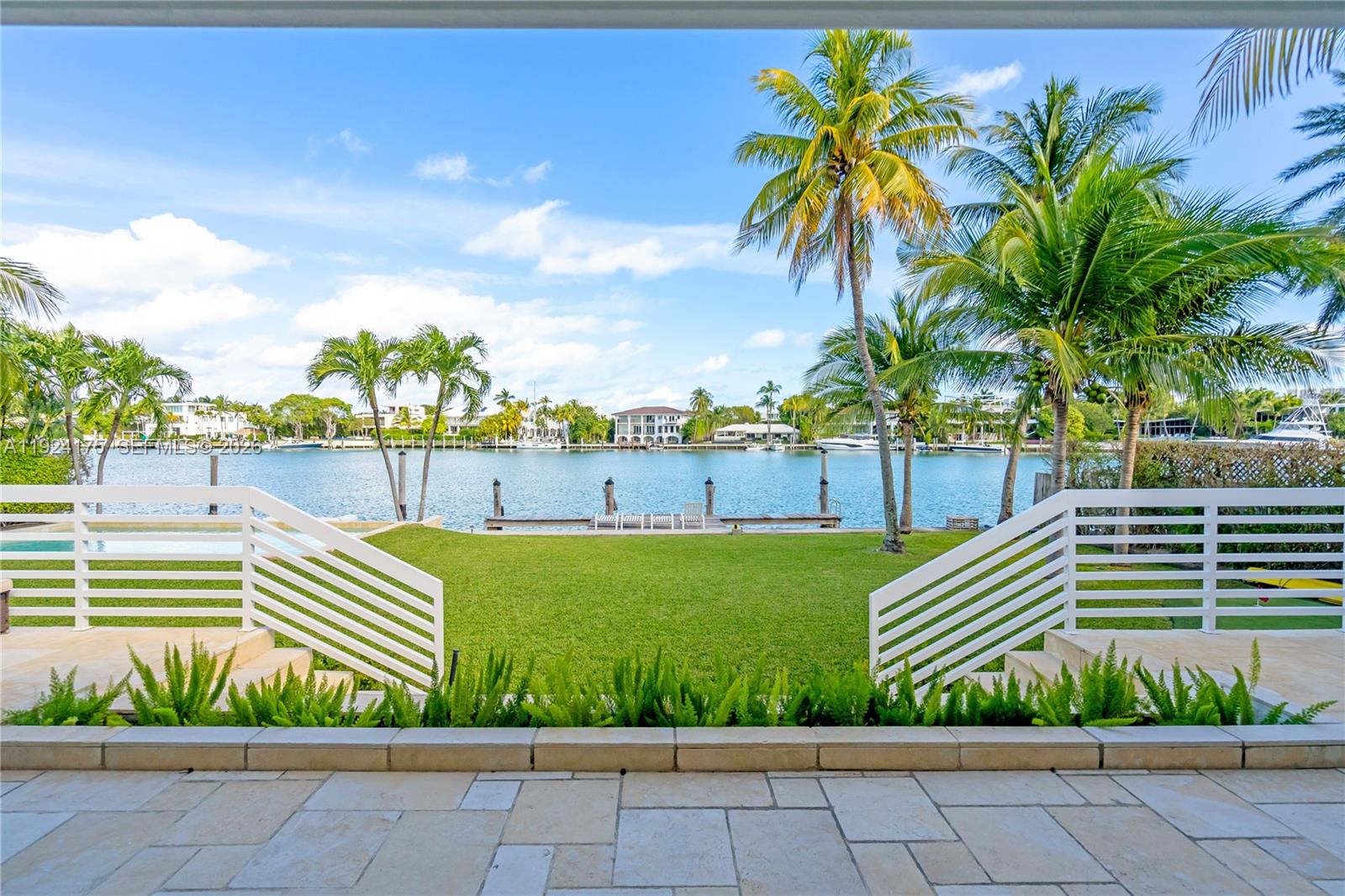 MASHTA ISLAND A REPLAT OF - Residential