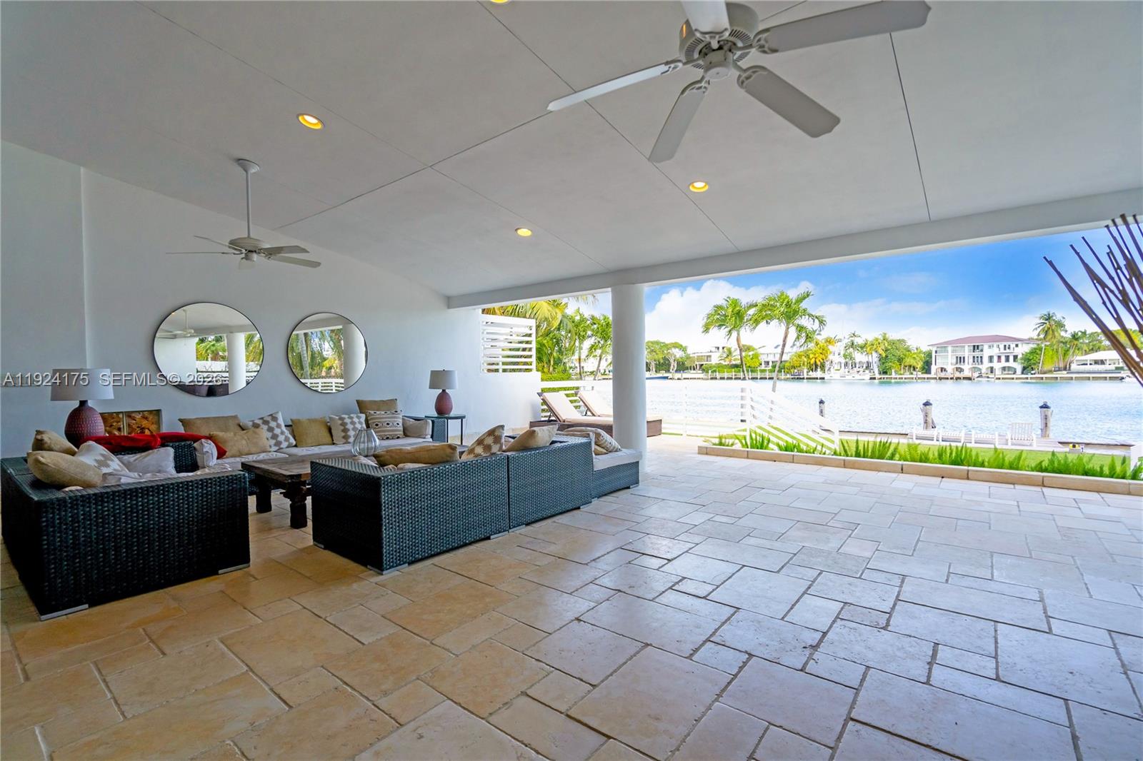 MASHTA ISLAND A REPLAT OF - Residential
