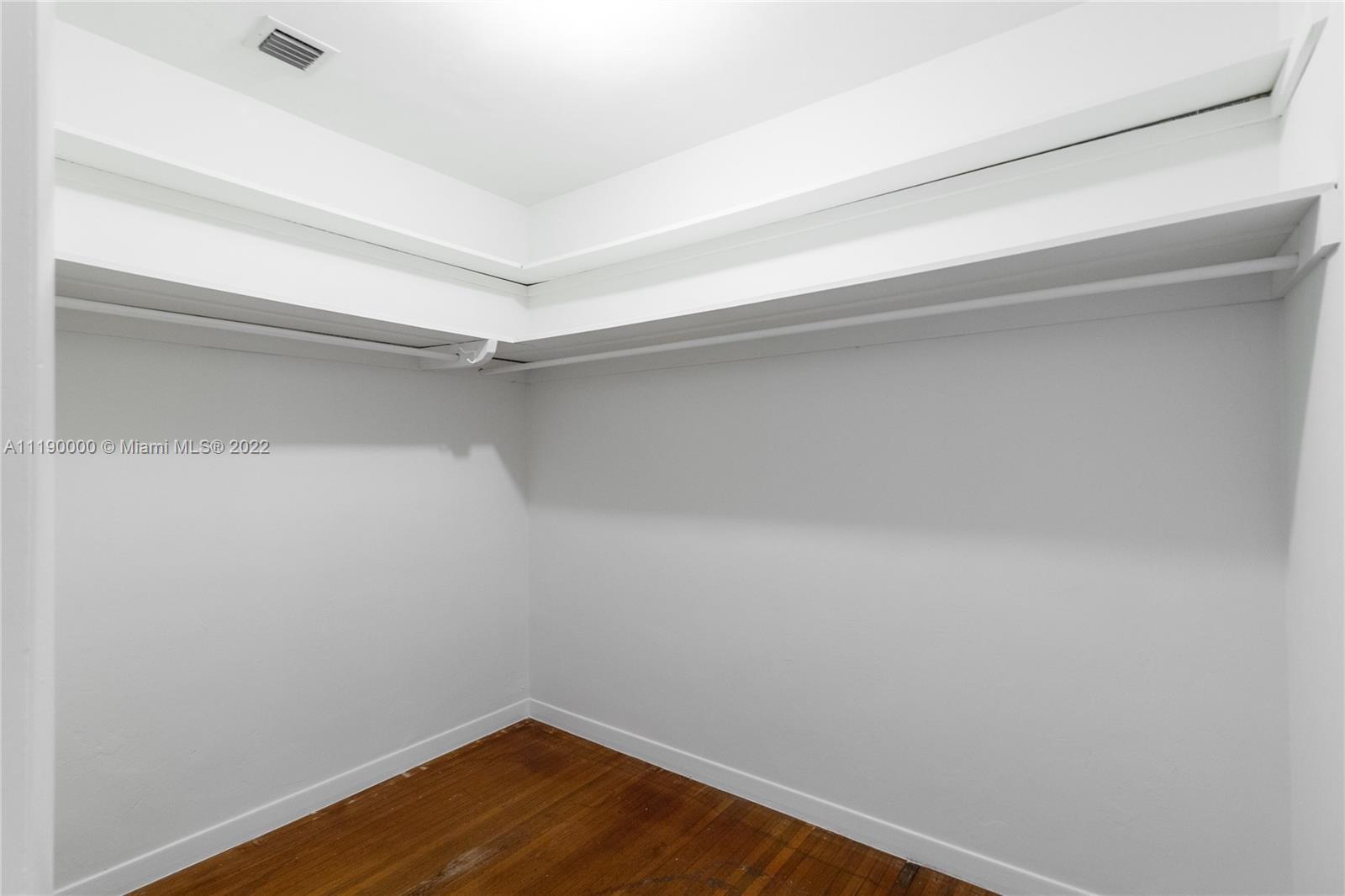 MIAMI SHORES SEC 1 AMD - Residential