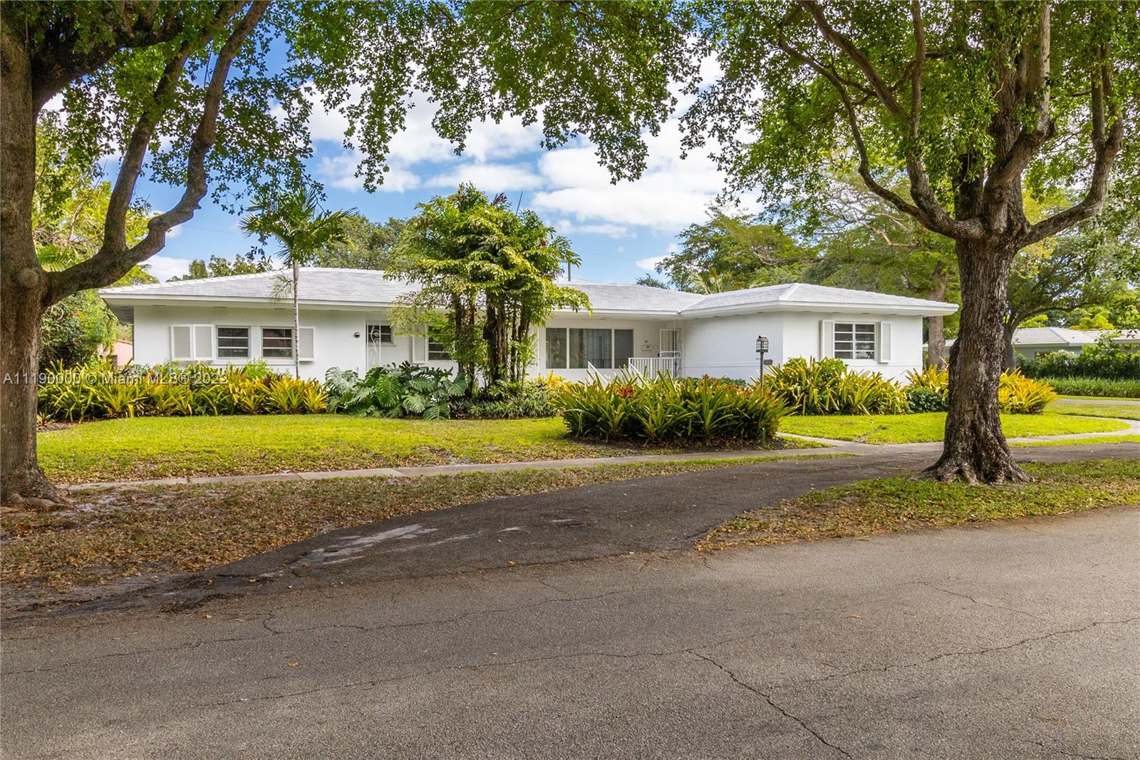 MIAMI SHORES SEC 1 AMD - Residential