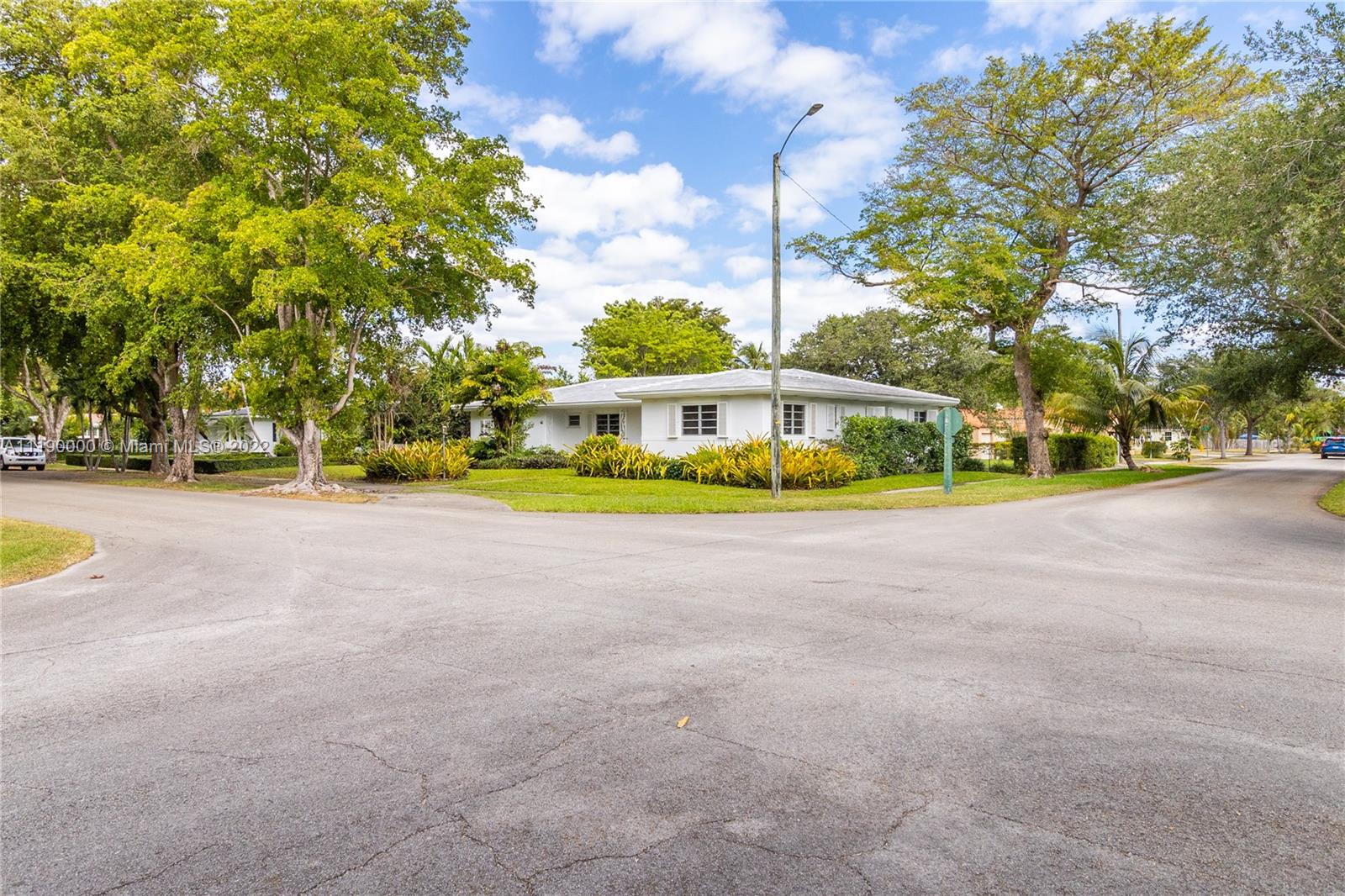MIAMI SHORES SEC 1 AMD - Residential