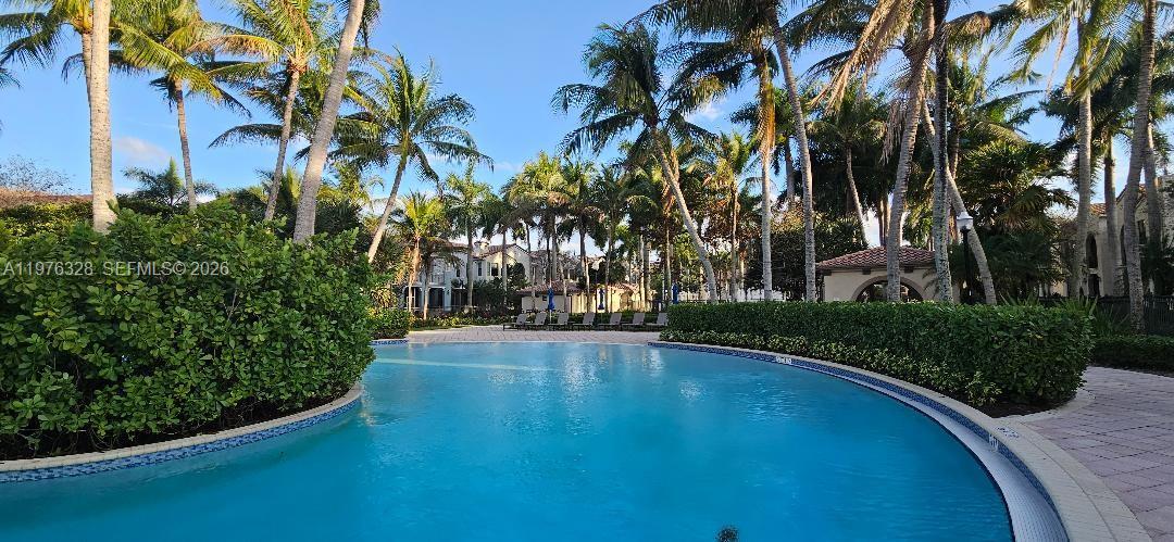 VILLA FLORA CONDO - Residential