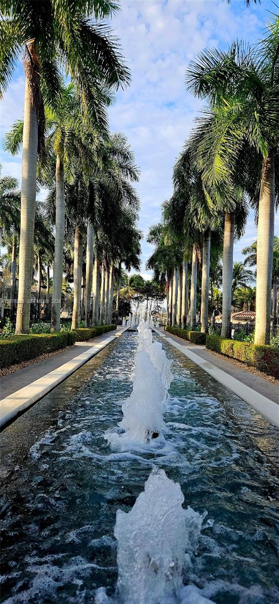 VILLA FLORA CONDO - Residential