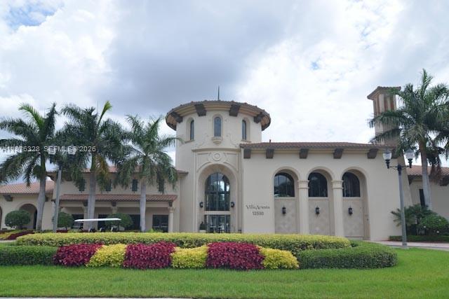 VILLA FLORA CONDO - Residential