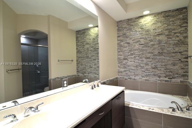VILLA FLORA CONDO - Residential