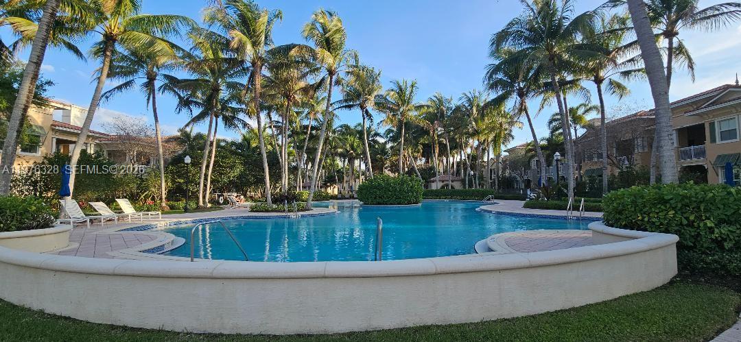 VILLA FLORA CONDO - Residential