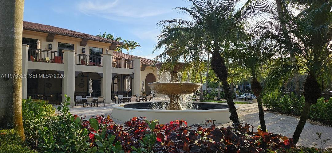 VILLA FLORA CONDO - Residential