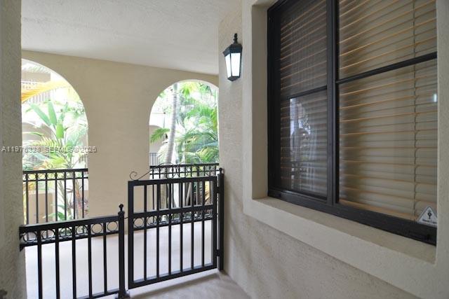VILLA FLORA CONDO - Residential