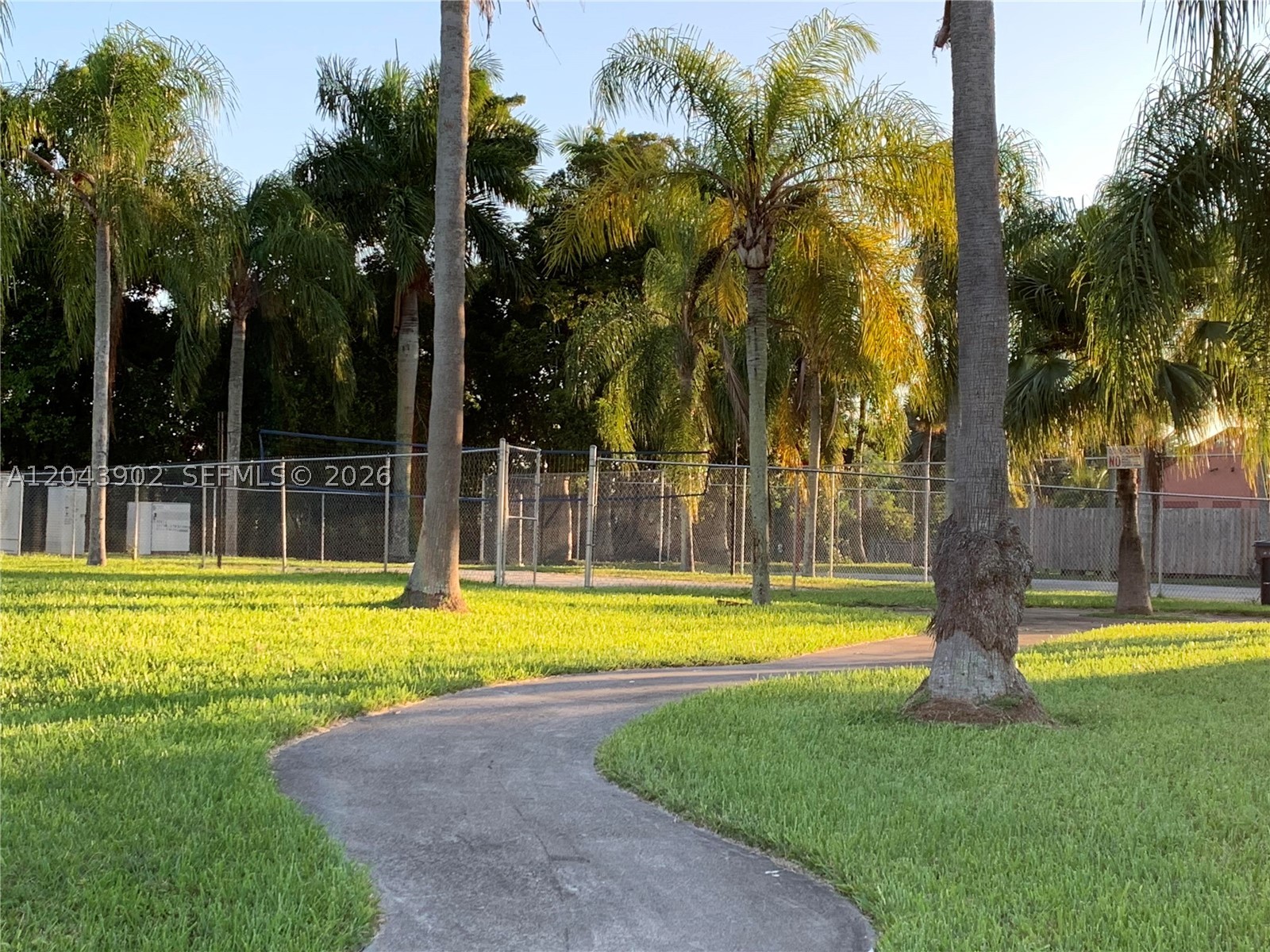 VILLAS OF PALM BAY - Residential Lease