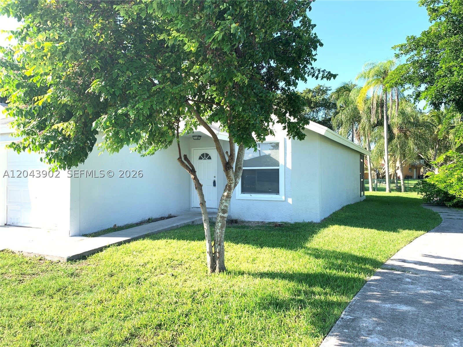 VILLAS OF PALM BAY - Residential Lease