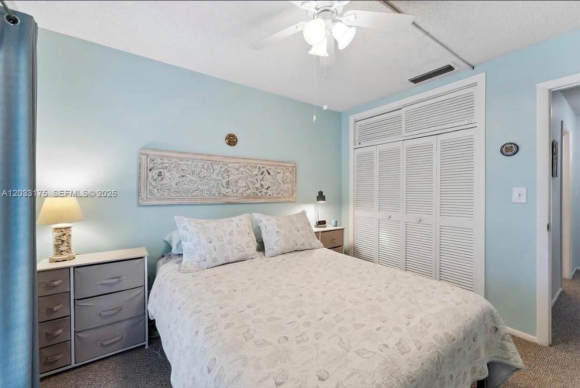 HOLLYWOOD GARDENS CONDOMI - Residential Lease